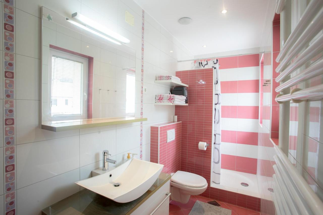 Apartment Rozalija Zirovnica Extérieur photo