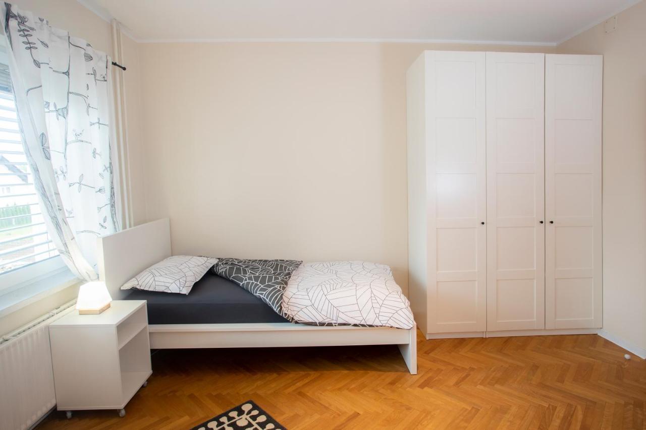 Apartment Rozalija Zirovnica Extérieur photo
